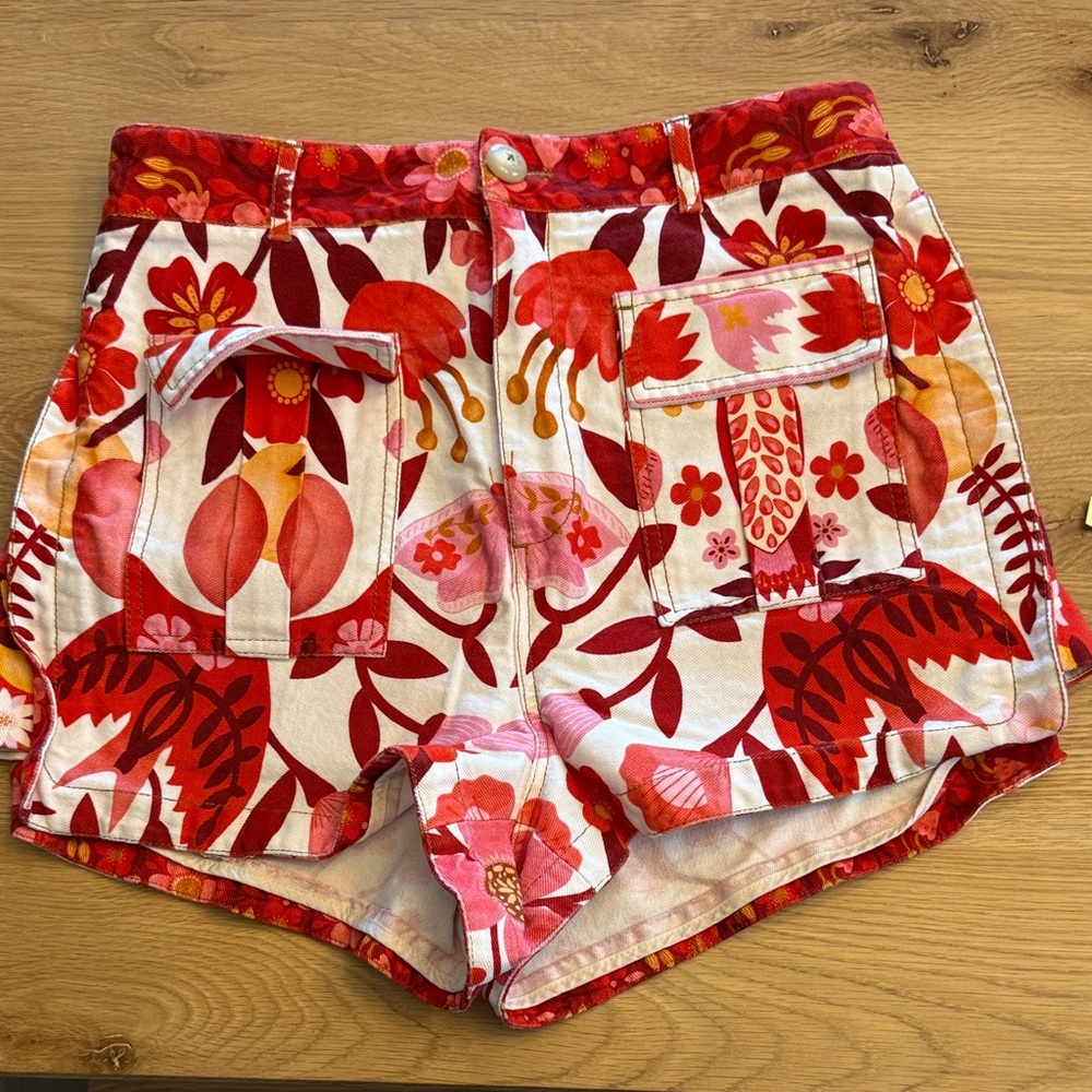FARM Rio Red Floral Women's Cargo Shorts